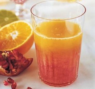 orange and pomegranate juice